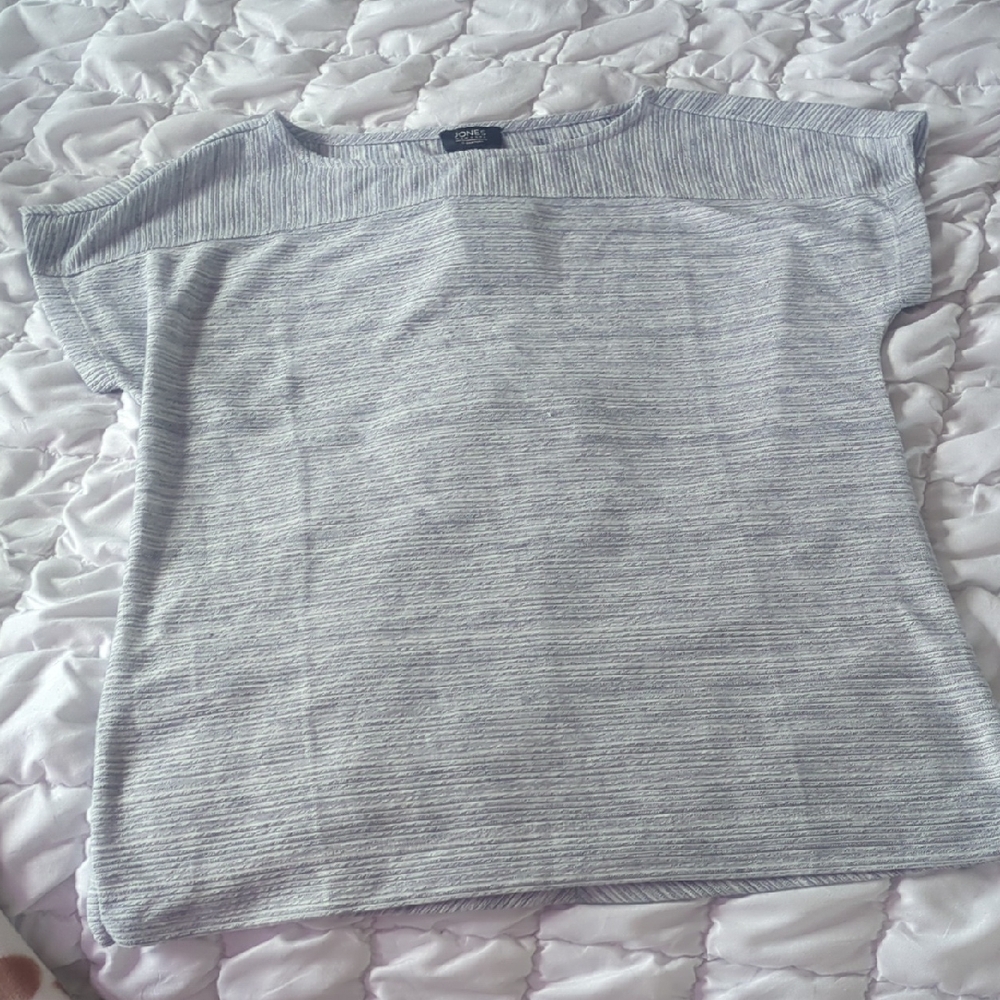 Jones New York Gray and White Striped Top
